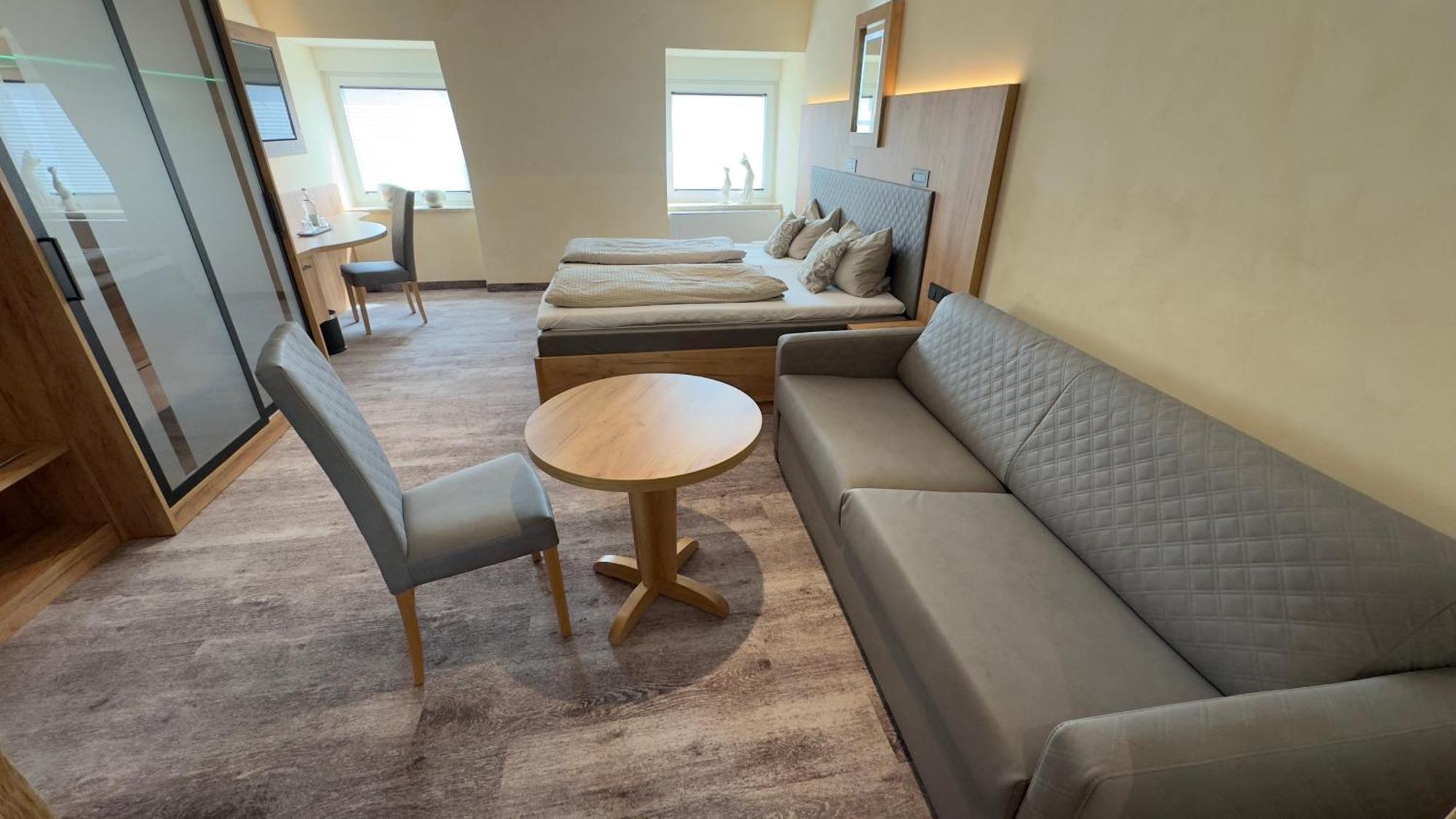 Hotel Heideparadies Soltau Buitenkant foto